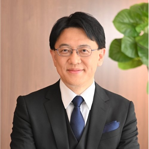 家入 健一
